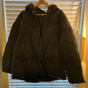 Free People Black Haley puffer jacket. Size Large, boho oversized!